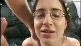 الأم لعق الاختيار عل ...