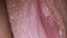 فتاة مواقع سكس مترجم ...