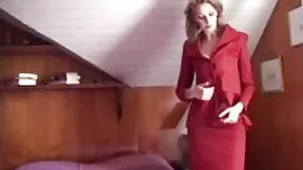 أمي مع صيحة على الجز ...