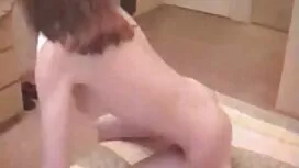 على حافة الكرسي ، ال ...