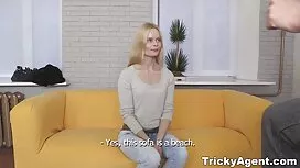 تمارس الجنس مع رجل م ...