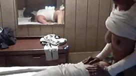 كانت ترتدي أمي سكس م ...