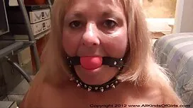 الاستسلام لصديقها بع ...