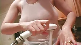 شقراء في المنزل مواق ...