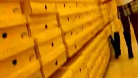 بعض الآسيويين يمارسو ...
